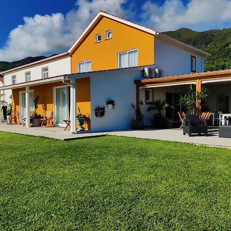 Casa D'Avo Guesthouse And Apartment Urzelina Exterior photo